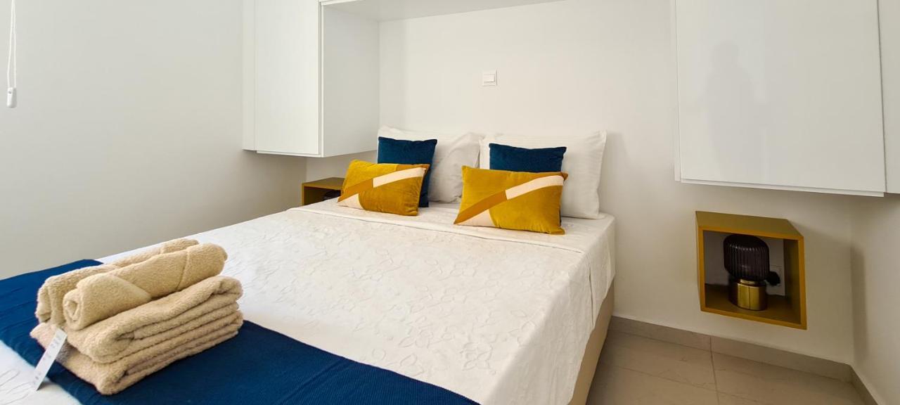 דירות Paphos Phaedrus Living: Seaview Gold Flat Lighthouse 48 מראה חיצוני תמונה
